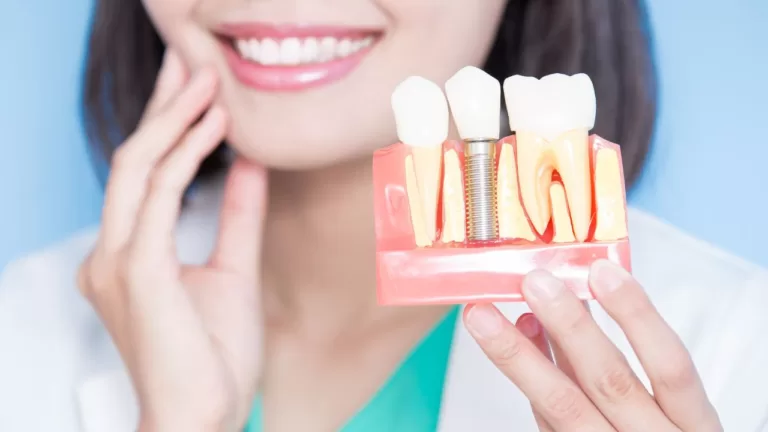 How To Prevent Dental Implant Infection